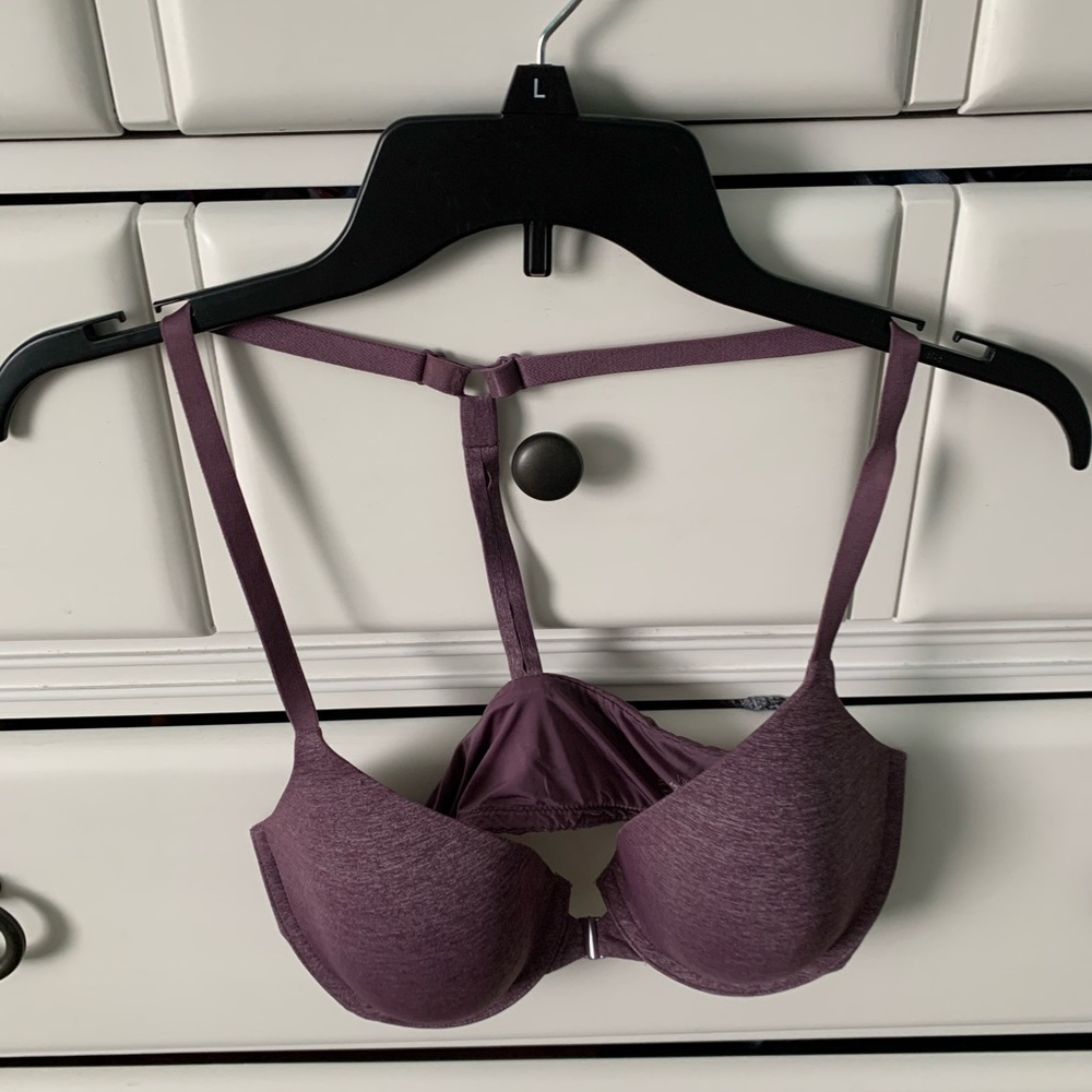 Size 36C purple Victoria Secret racer back bra!